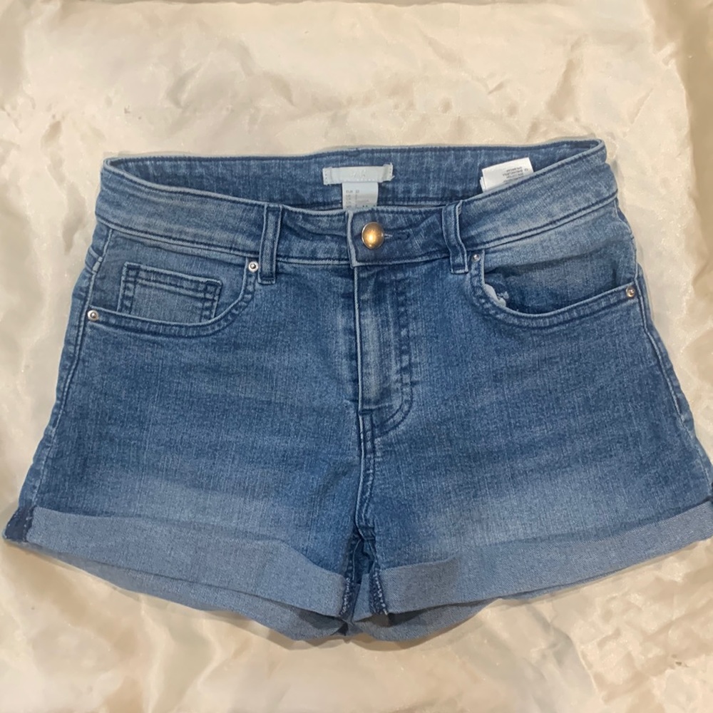 H&M Medium Wash Denim Shorts
